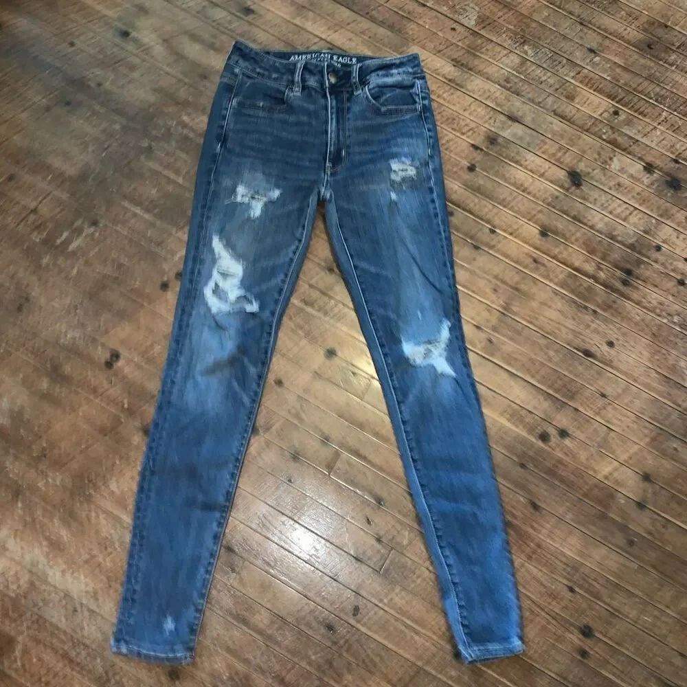 American Eagle distressed hi-rise size 2 normcore jeggings
